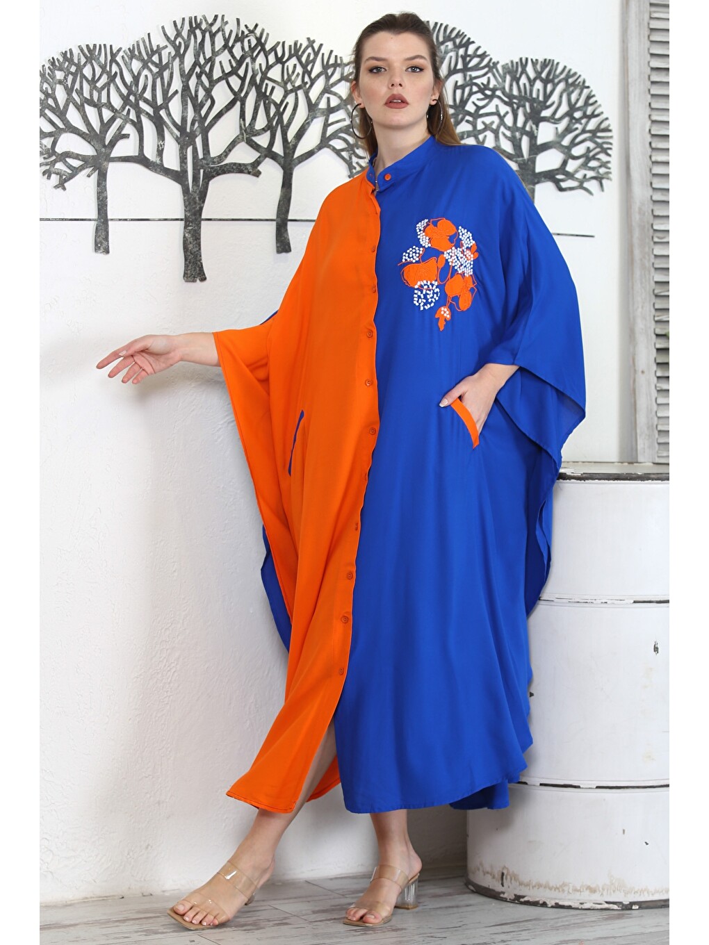 Turuncu-mavi Hakim Yaka 3/4 Kol Fleto Cep Nakışlı Casual Oversize Dokuma Elbise-2