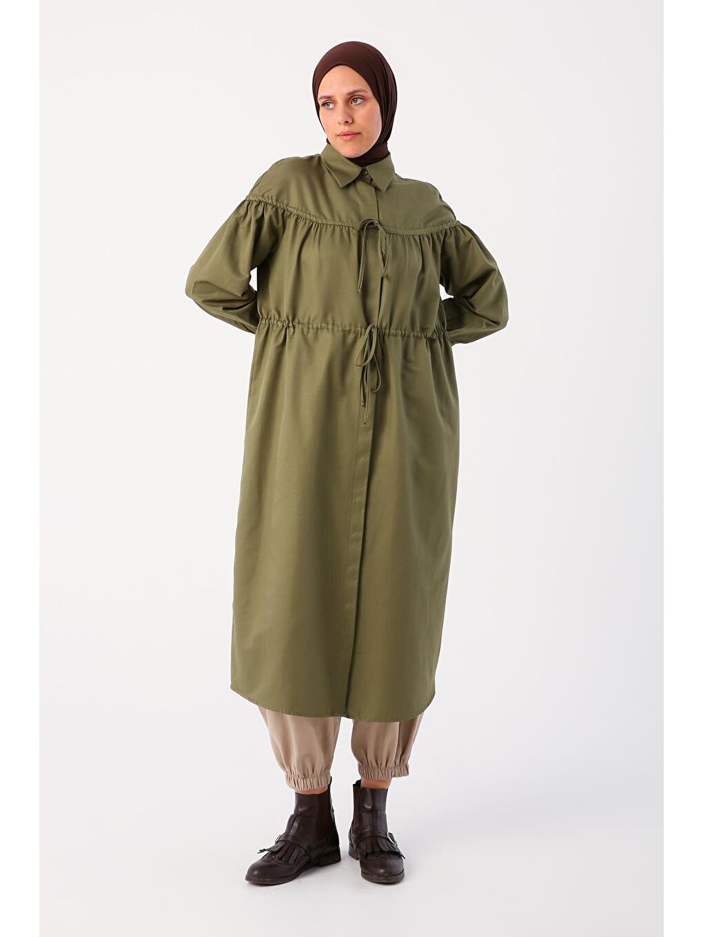 Açık Haki Pamuklu Bağcık Detaylı Büzgülü Gömlek Tunik