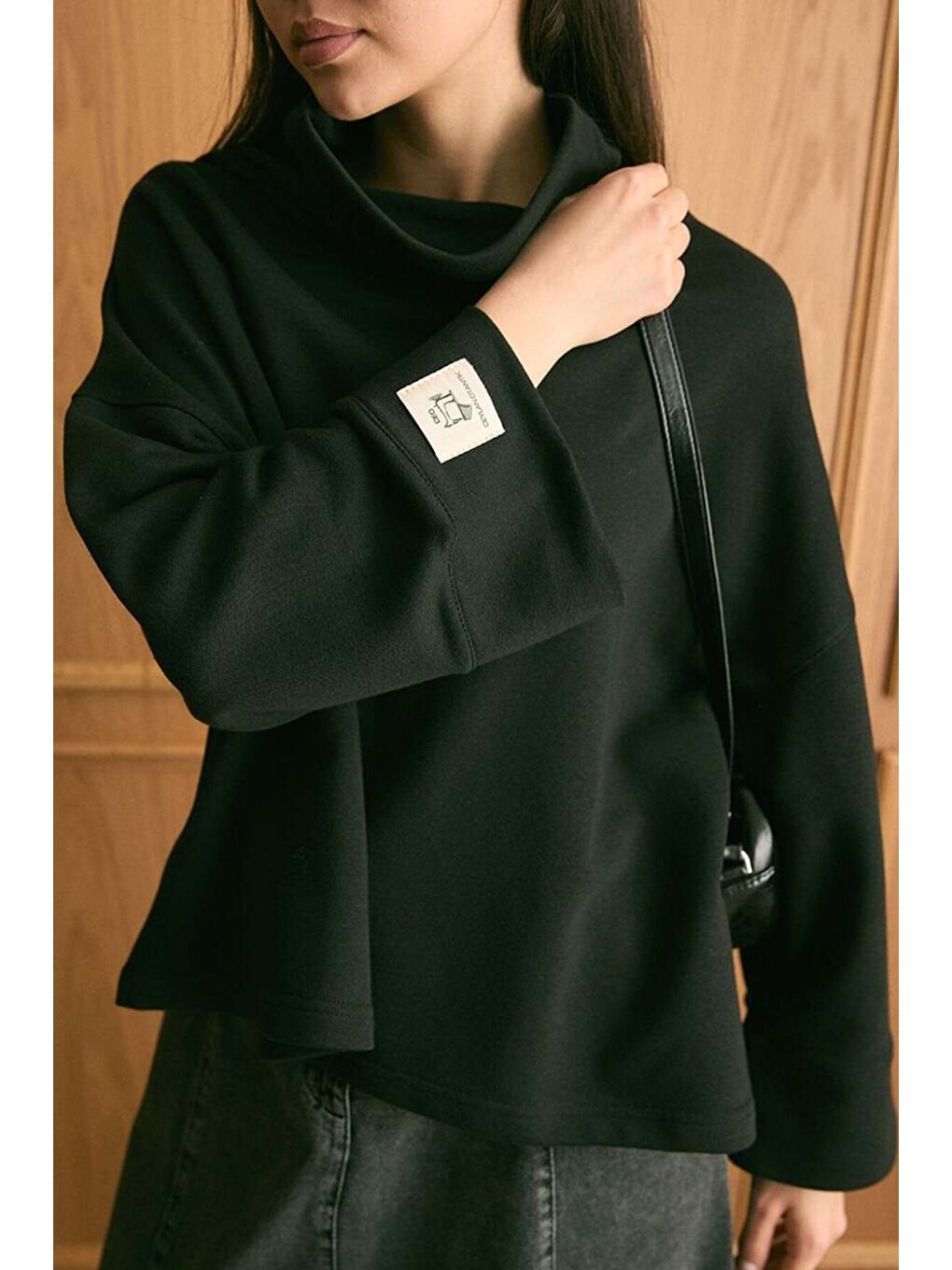 Siyah Dik Yaka Kışlık Body-2