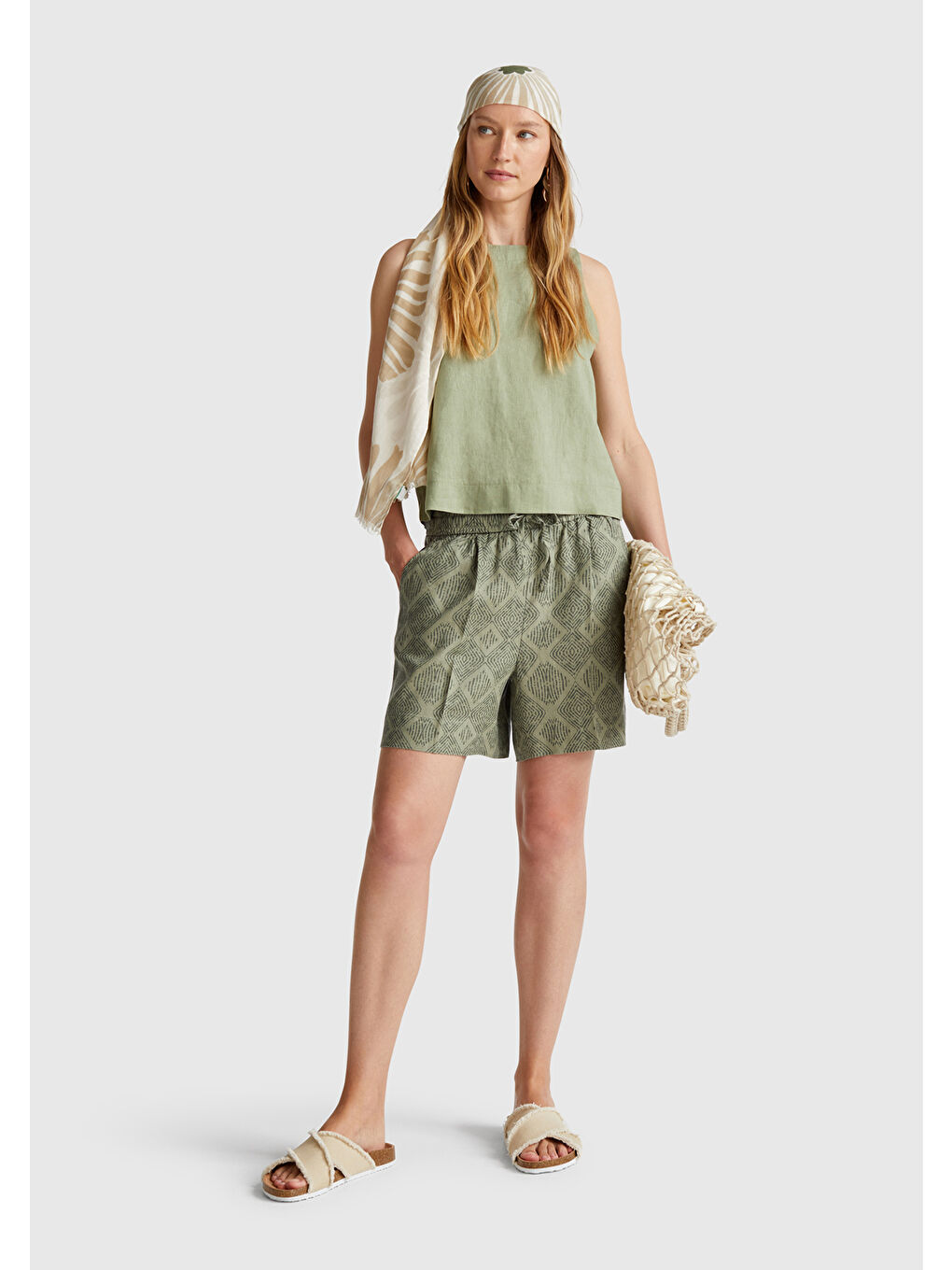 Kadın Haki %100 Keten Desenli Beli Lastikli Cepli Şort-4