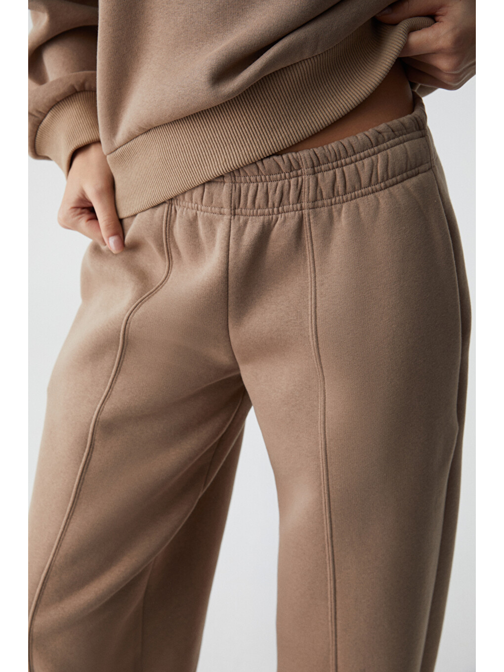 Bej Morgans Kadın Geniş Paça Oversize Vizon Eşofman Altı-4