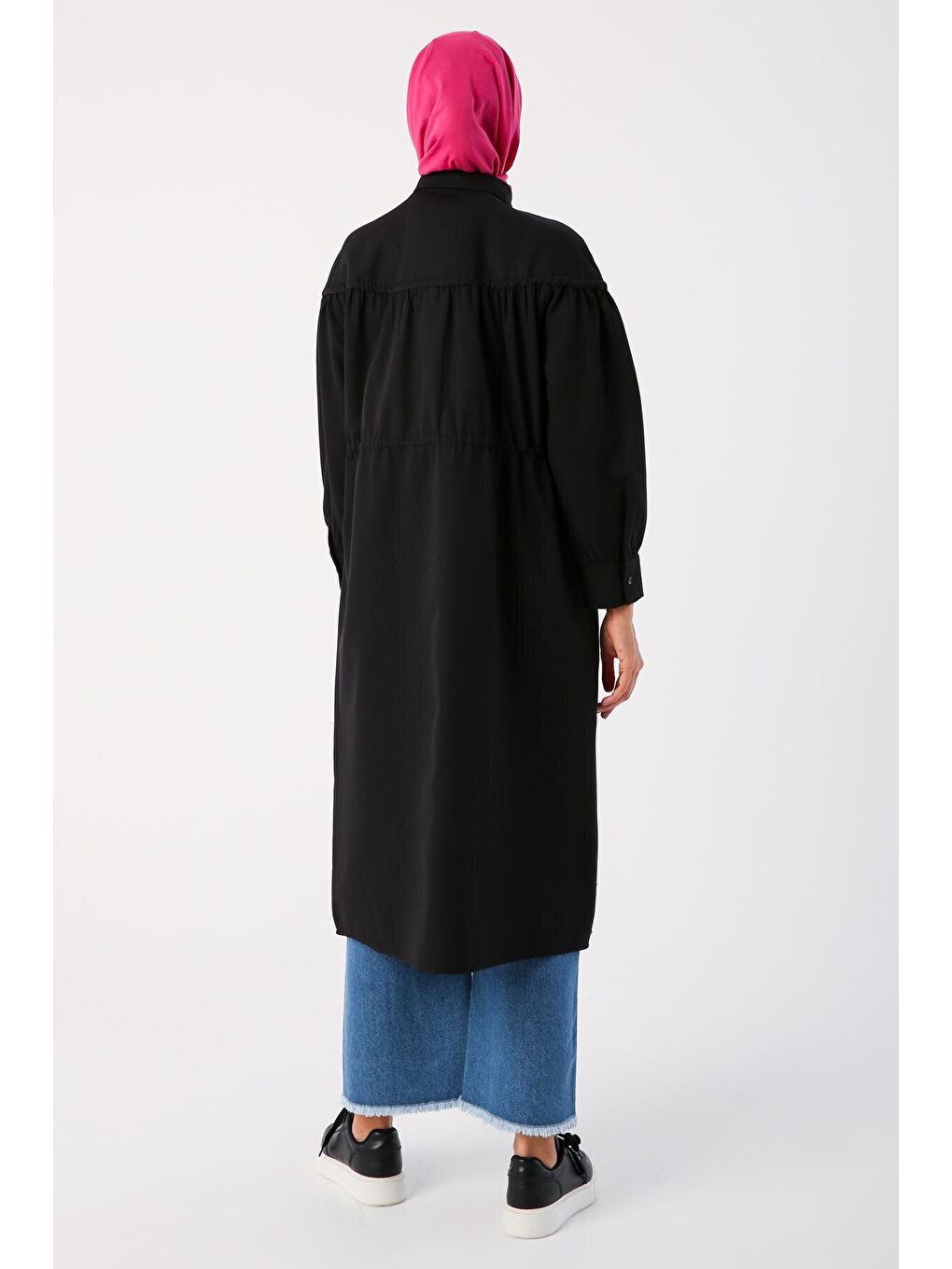 Siyah Pamuklu Bağcık Detaylı Büzgülü Gömlek Tunik-2