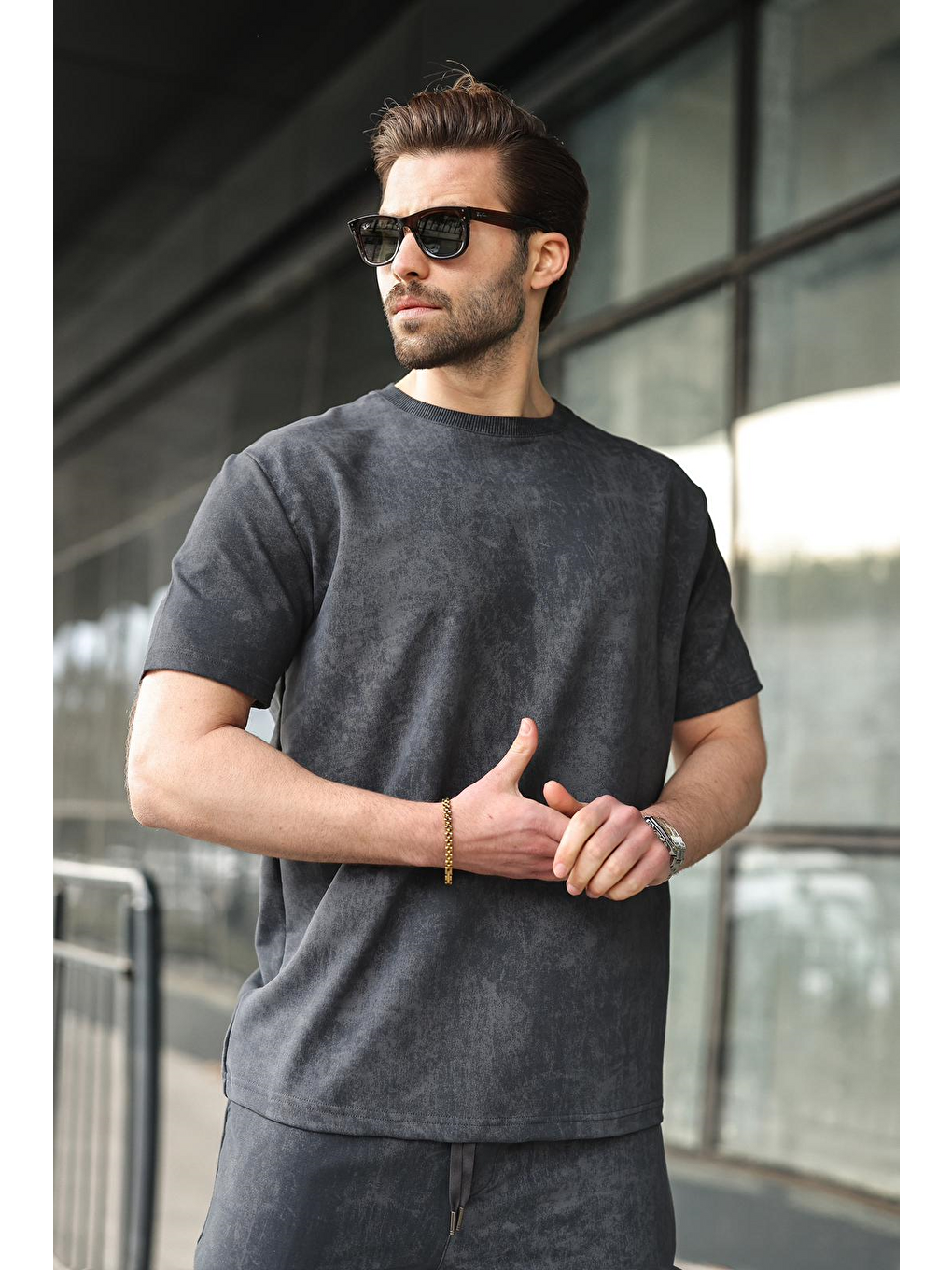 Gri Füme Batik Desenli Overfit Şort T-Shirt Takım E7357-4