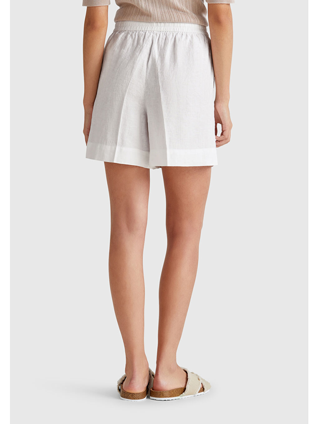Kadın Beyaz %100 Keten Büzgü İpli Cepli Bermuda Şort-2