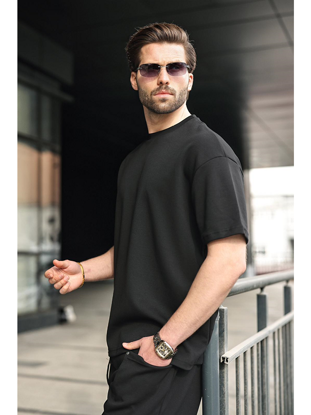 Siyah Bisiklet Yaka Oversize Erkek Şort T-Shirt Takım E7355-4