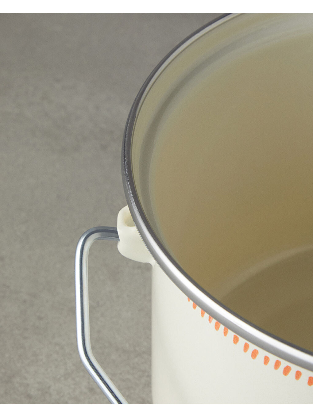 Carnival Time Emaye Bakraç 16 cm Pembe-Beyaz-1