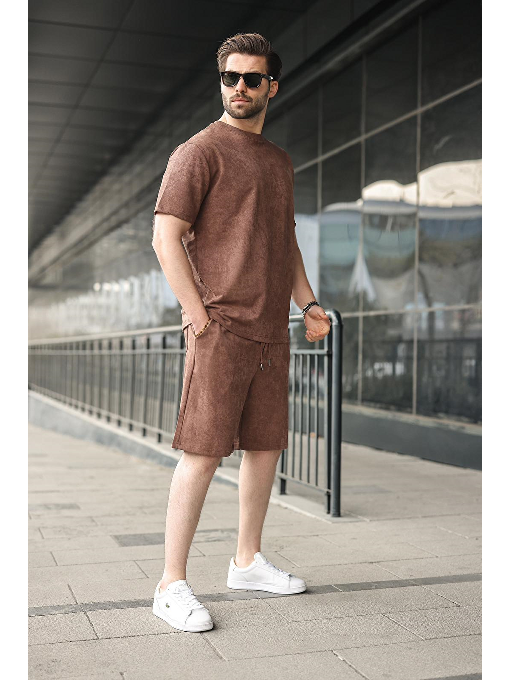 Kahverengi Batik Desenli Overfit Şort T-Shirt Takım E7357-2