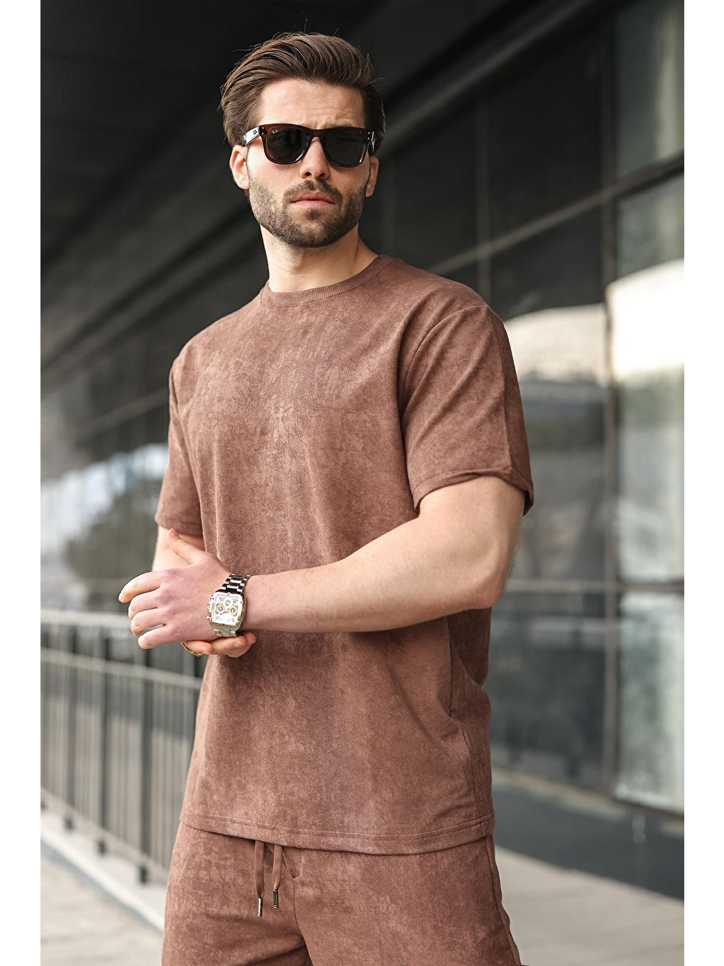 Kahverengi Batik Desenli Overfit Şort T-Shirt Takım E7357-5