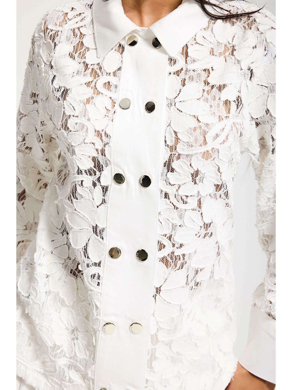 Kadın Beyaz 7s6-2 Oversize Dantel Nakış Çiçek Detaylı Özel Tasarım Denim Ceket-4