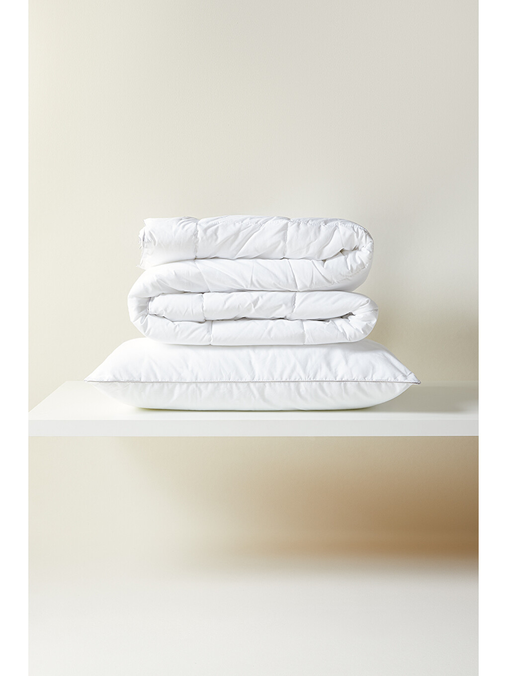 Beyaz 2'li Pamuk Saten Biyeli Mikrojel Tek Kişilik Yastık Yorgan Seti 1 Adet 155 x 215 / 1 Adet 50 x 70 cm-1