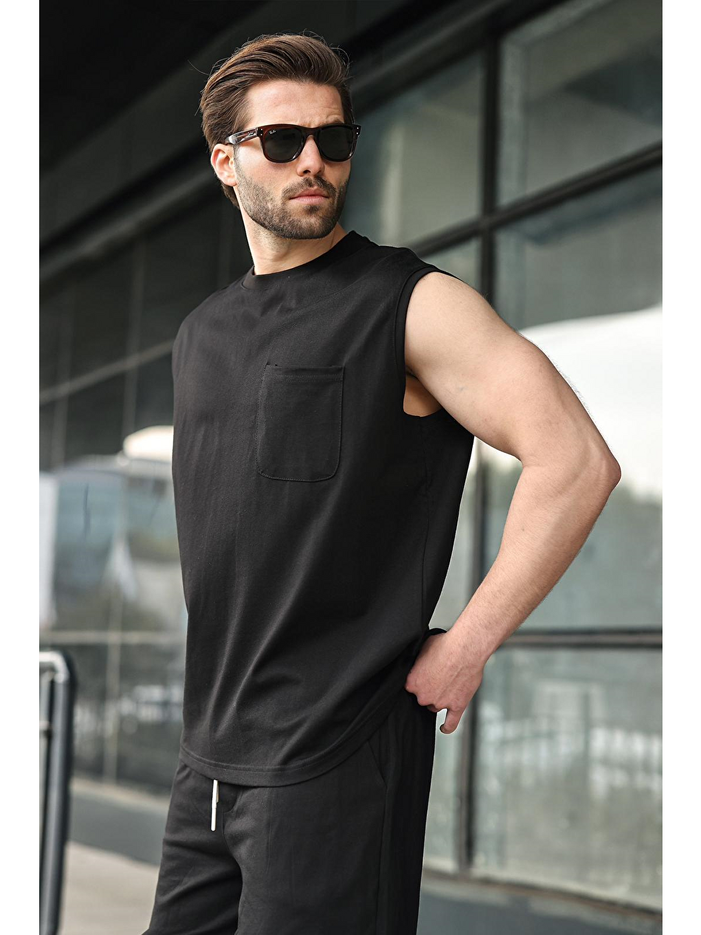 Siyah Bisiklet Yaka Kolsuz Erkek Şort T-Shirt Takım E7351-3