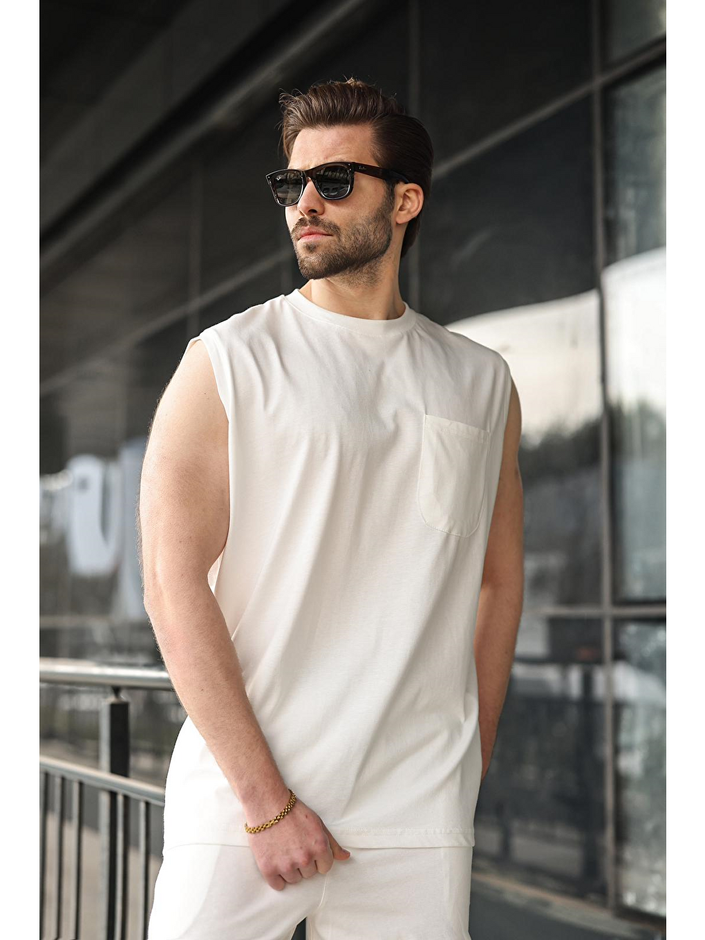 Ekru Bisiklet Yaka Kolsuz Erkek Şort T-Shirt Takım E7351-2