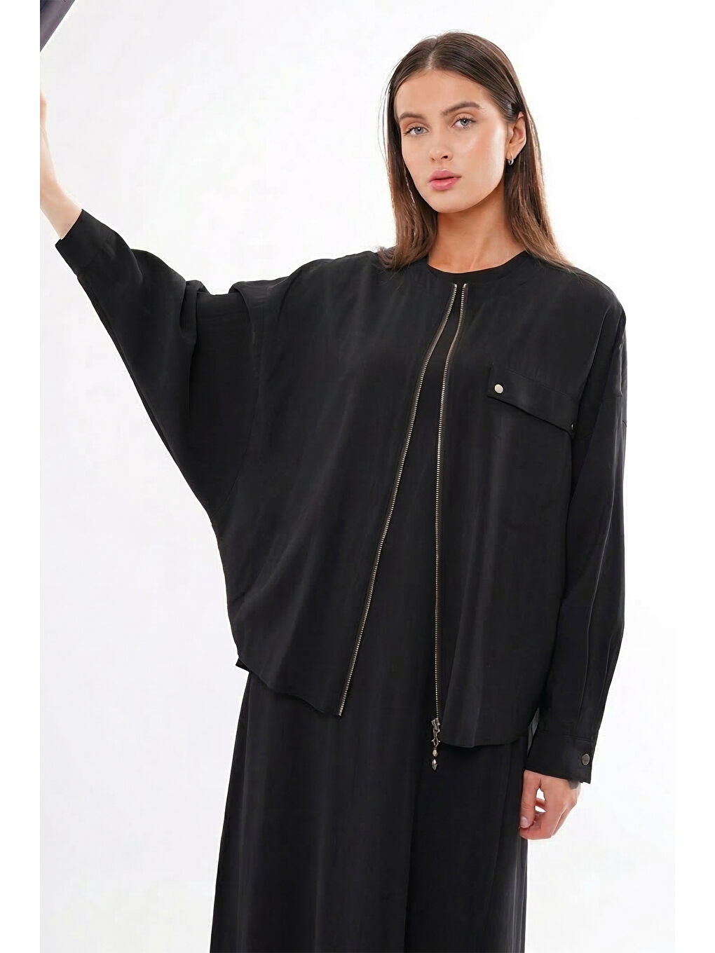 Önden Fermuarlı Boncuk Detaylı Yarasa Kol Bolerolu Elbise Takım 940 Siyah-2