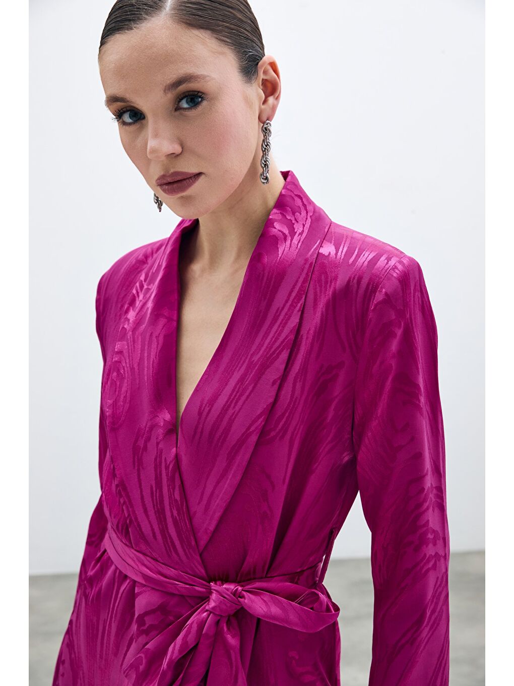 Kuşaklı Desenli Uzun Ceket - Fuşya-4