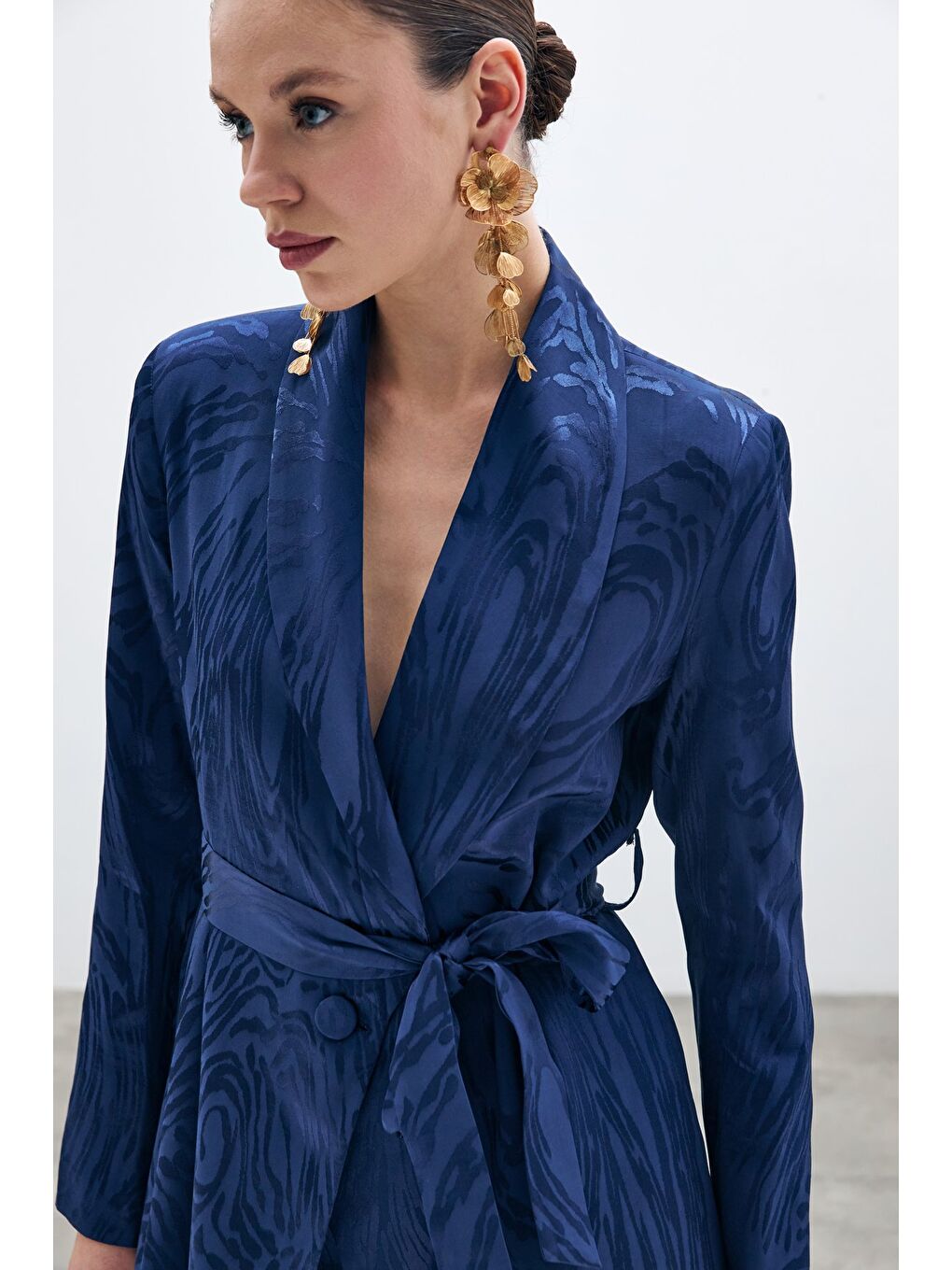 Kuşaklı Desenli Uzun Ceket - Lacivert-3