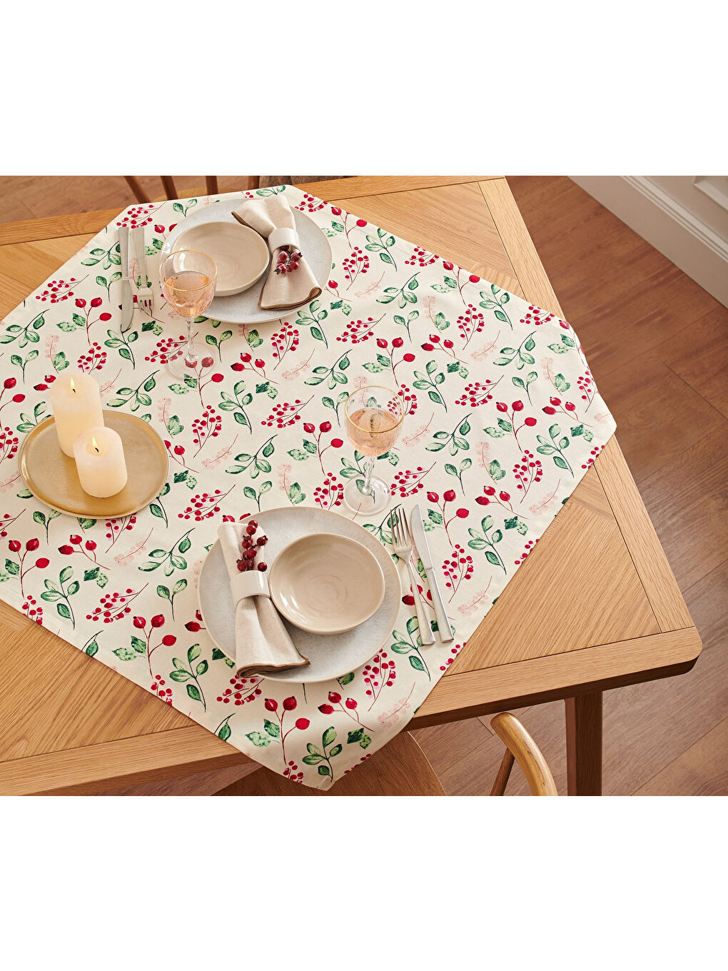 Beyaz Masa Örtüsü, 90x90 cm