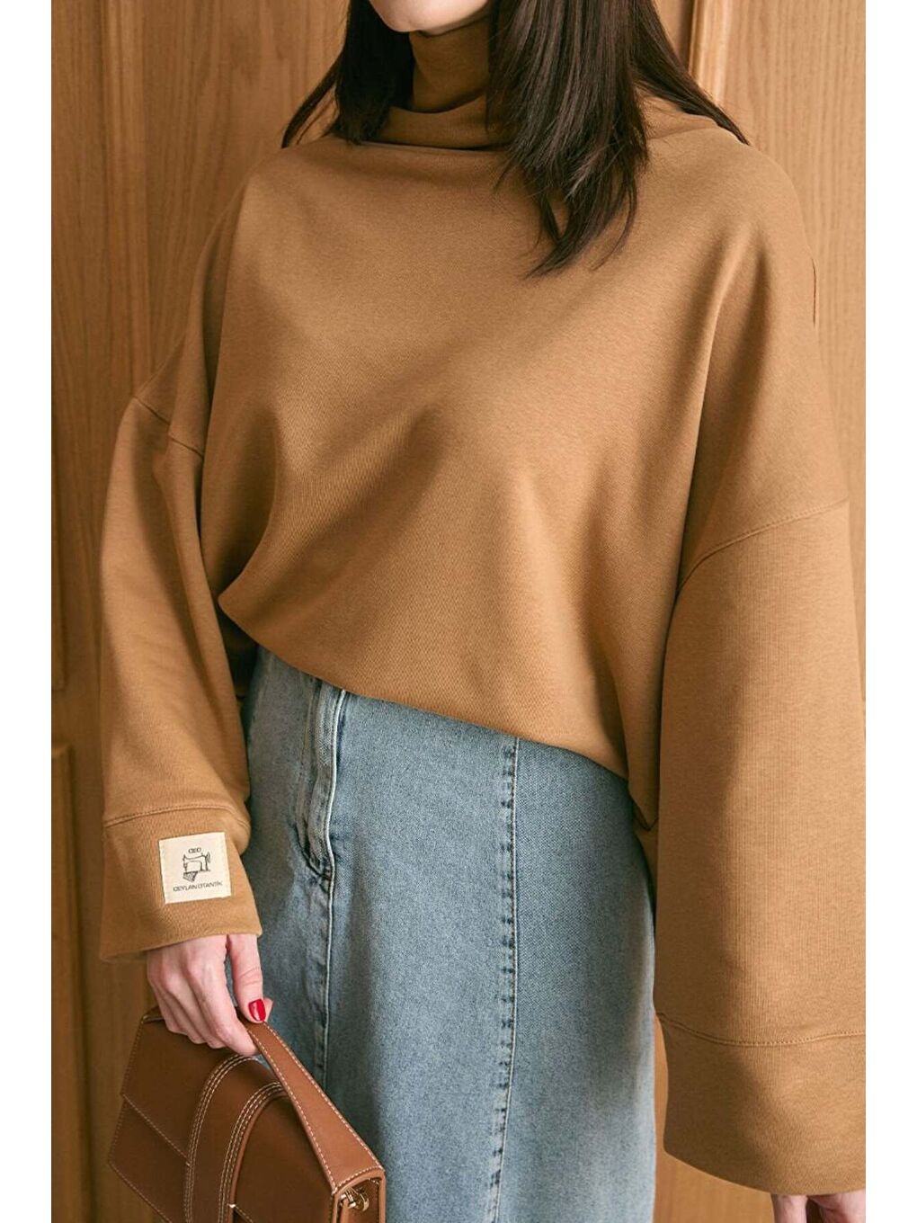 Bej Karamel Dik Yaka Kışlık Body-2