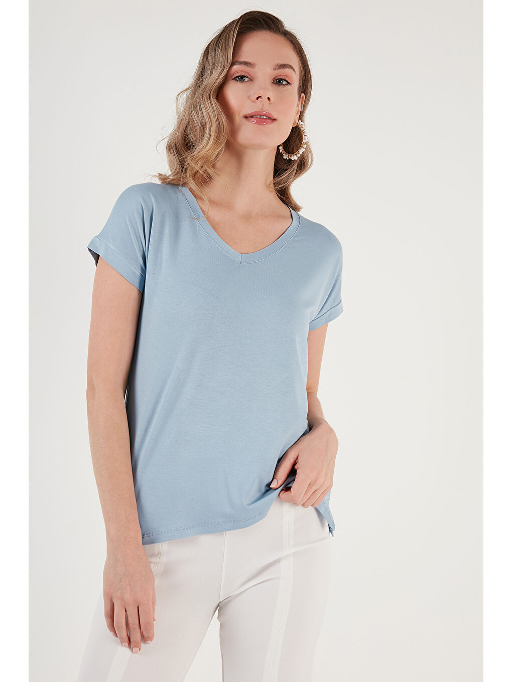 Siyah V Yaka Relaxed Fit Yırtmaç Detaylı 2'li Paket Bluz 5862000S2-1