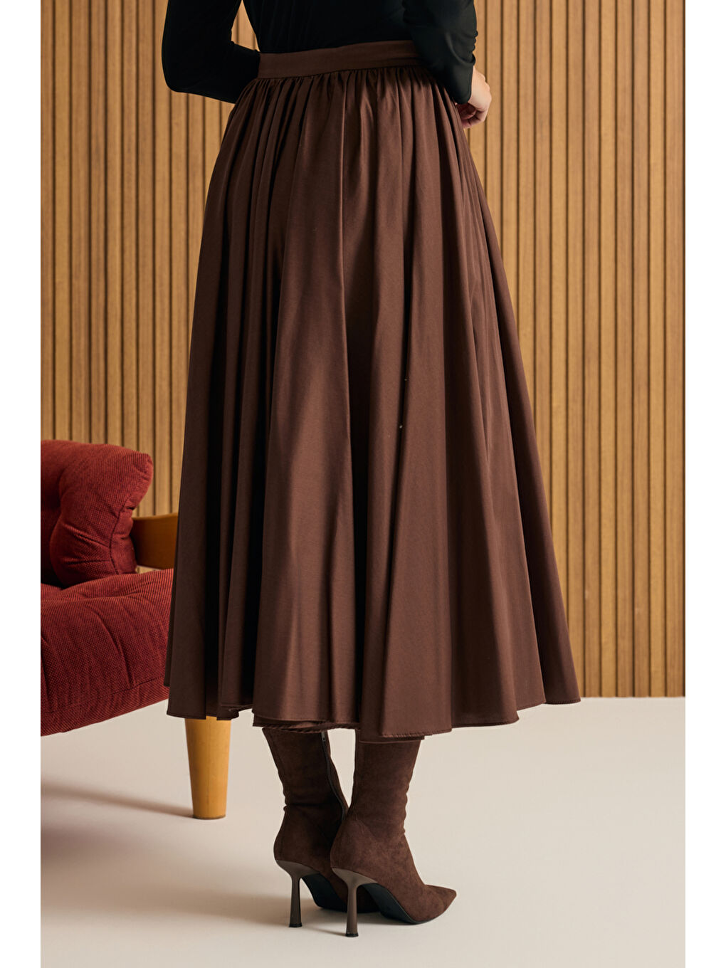 Kahverengi Büzgülü Kloş Pamuk Etek-5
