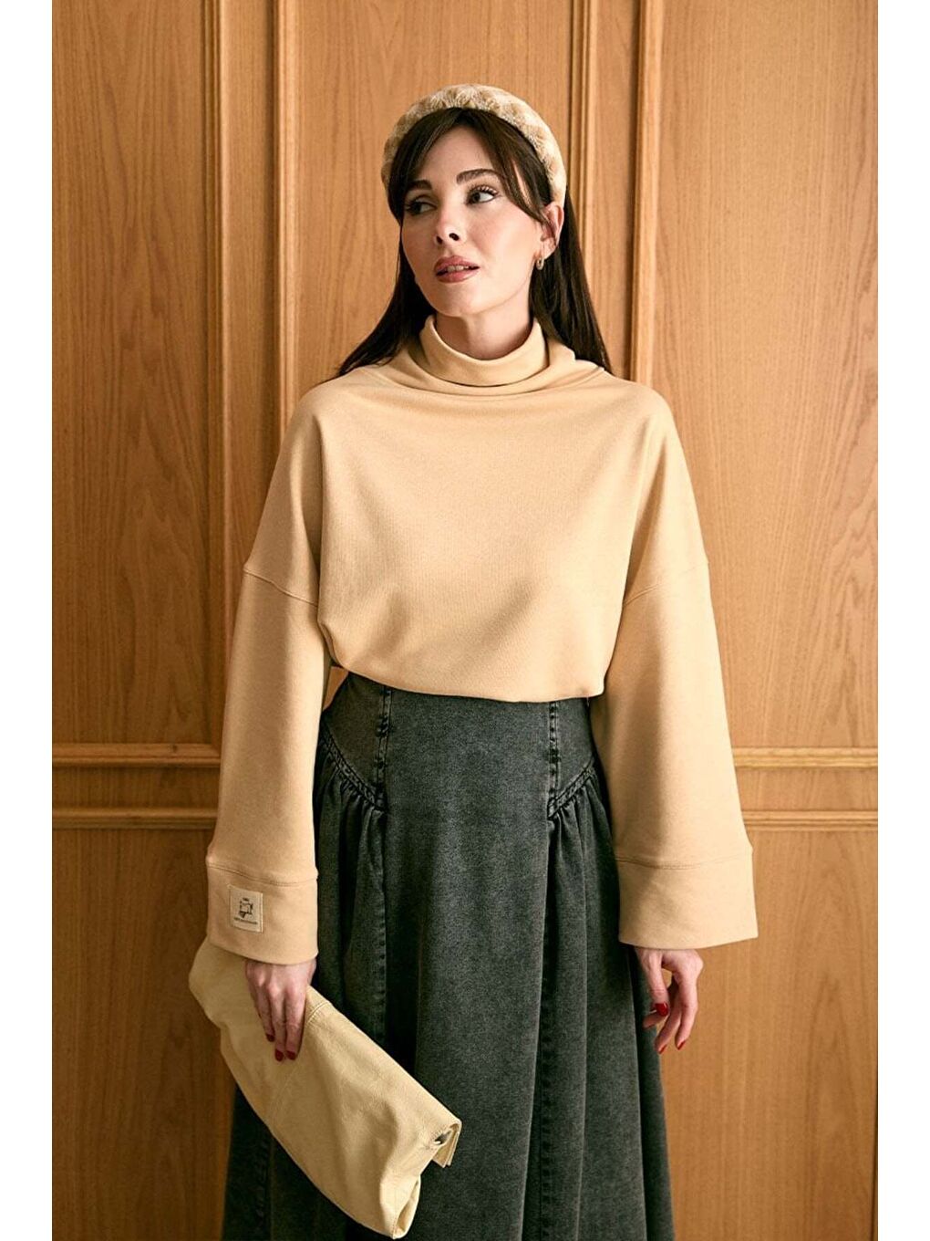 Bej Dik Yaka Kışlık Body-1