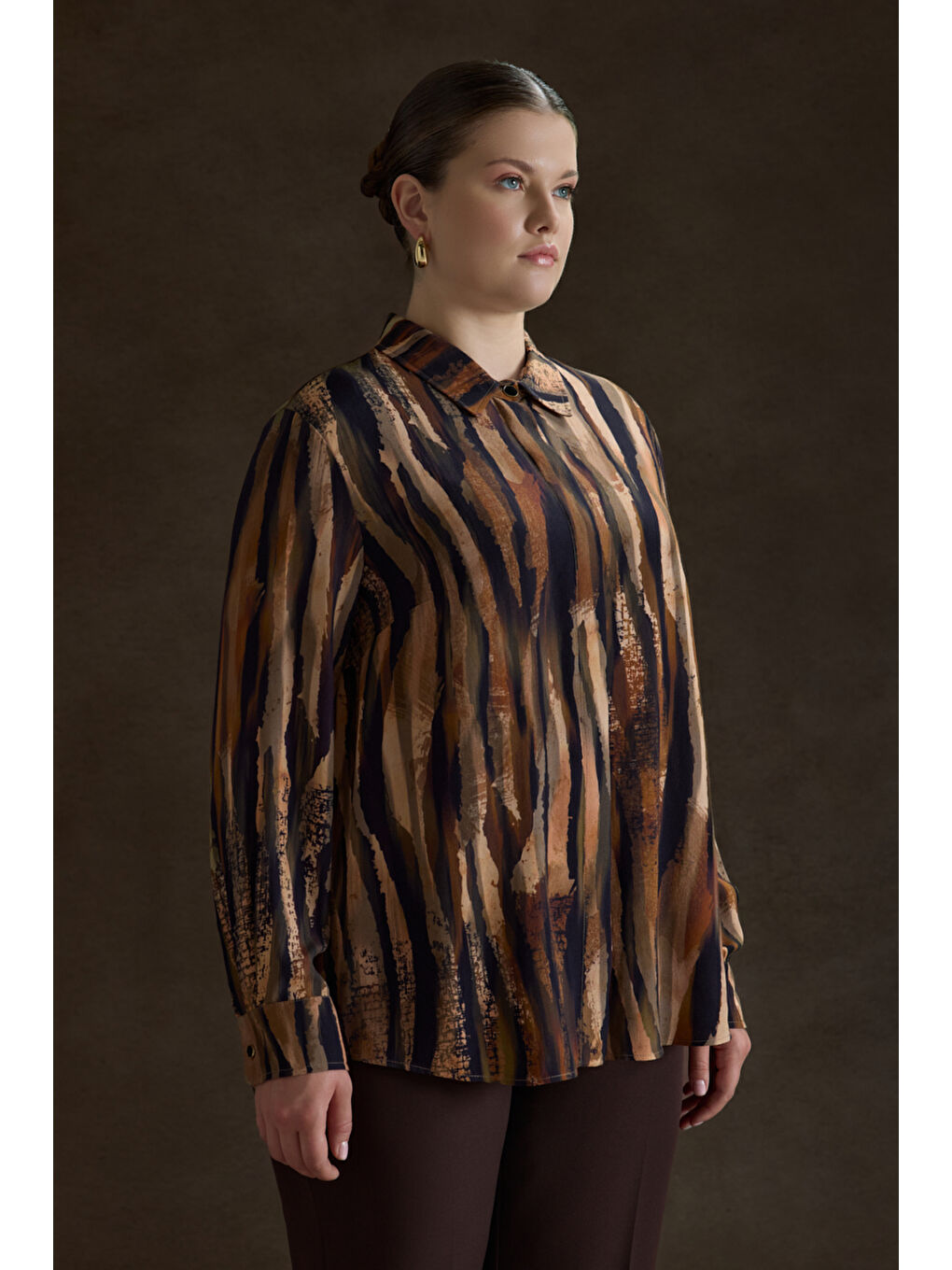 Kahverengi Desenli Viscon Bluz-2