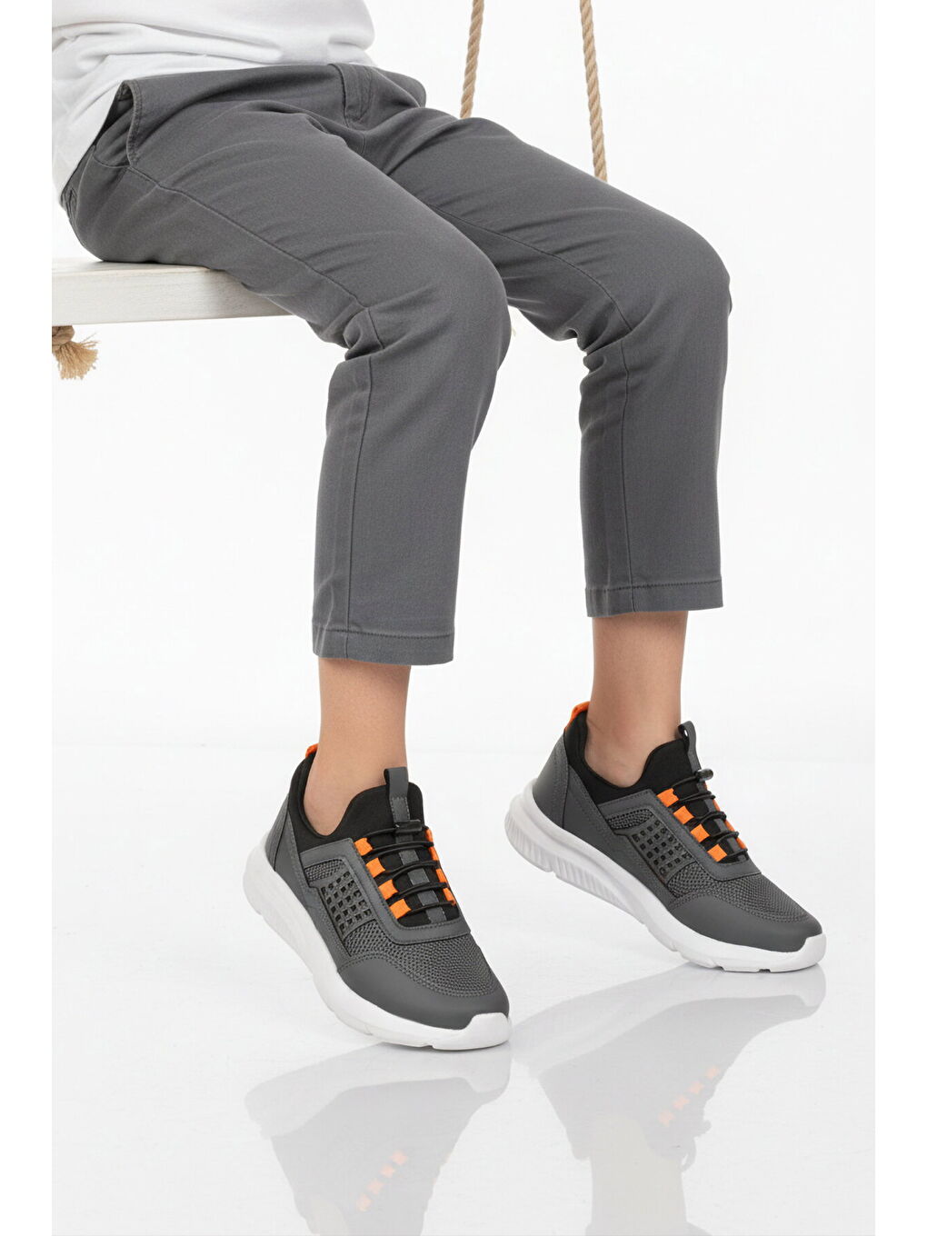 Gri Füme Turuncu Fileli Hafif Esnek Unisex Çocuk Spor Ayakkabı 9060 Motano F-1