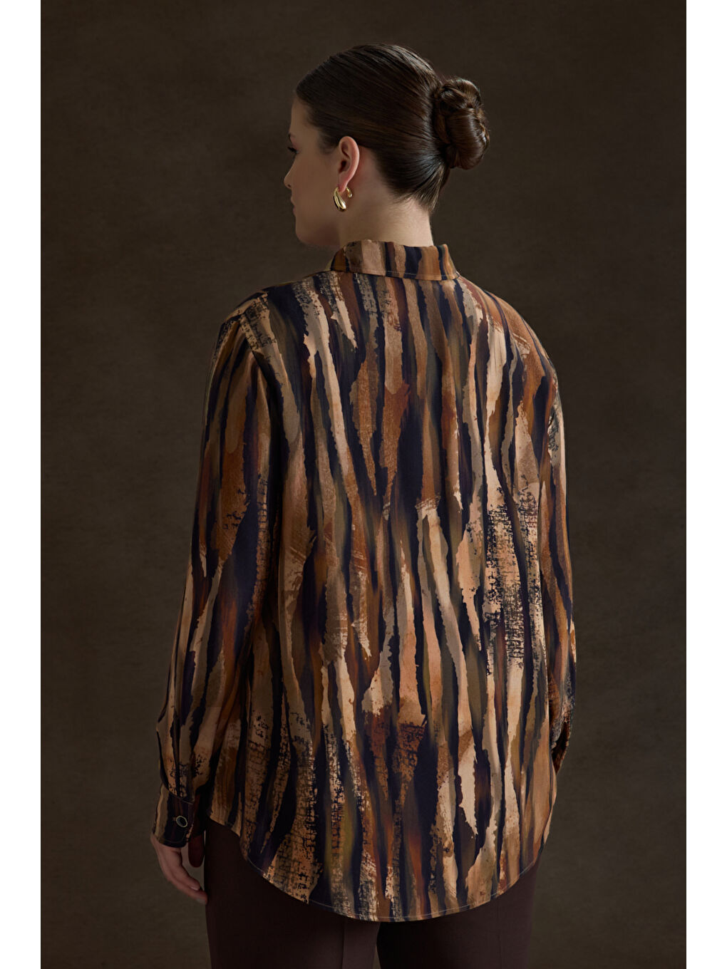 Kahverengi Desenli Viscon Bluz-5