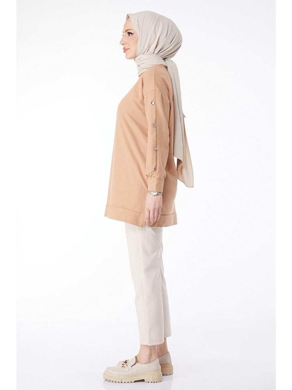 Bej Bisiklet Yaka Kadın Vizon Kolları Düğmeli Sweatshirt - 24610-3