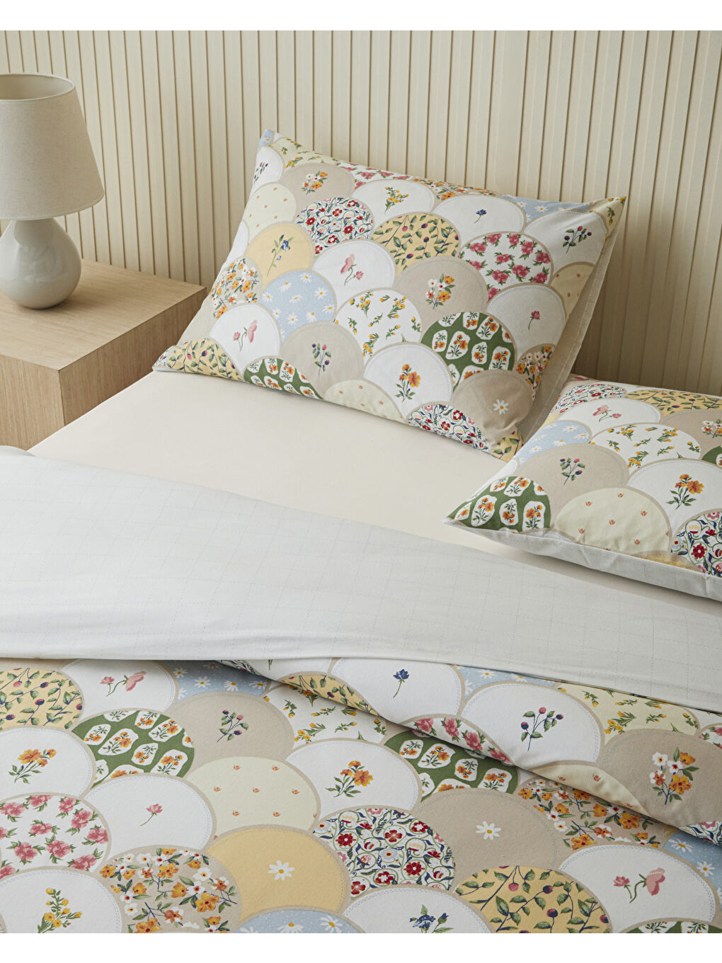 Pretty Loop Kolay Ütülenir Çift Kişilik Nevresim Takımı 200x220 cm Sarı-Yeşil-1