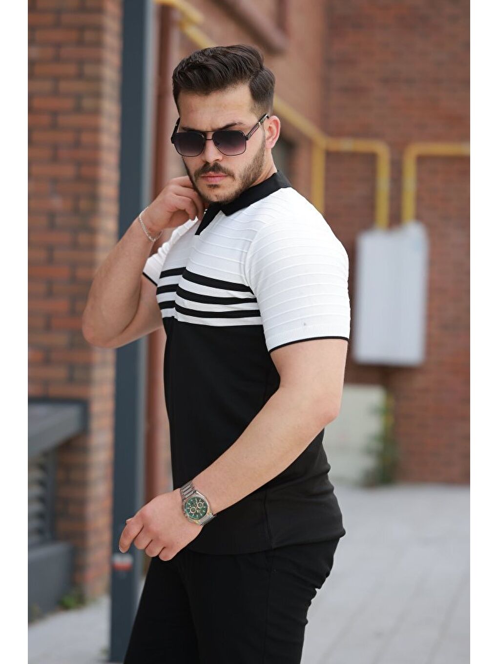 Siyah Erkek çizgi Desenli Yakalı Kısa Kollu T-shirt-1