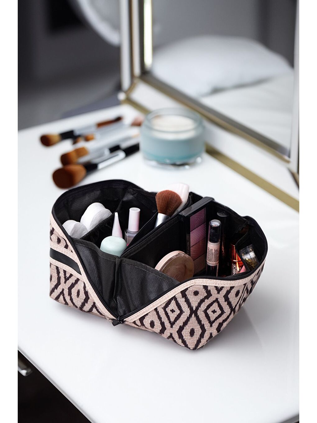 Su Geçirmez Çok Amaçlı Tutma Kollu Makyaj Çantası Geniş Bölmeli Seyahat Tipi Kozmetik Organizeri-2