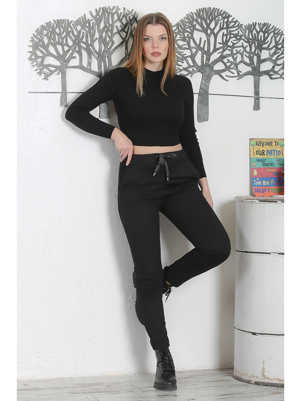 Siyah Lastikli Ve Bağlamalı Bel Dar Paça Casual Süet Dokuma Pantolon-1