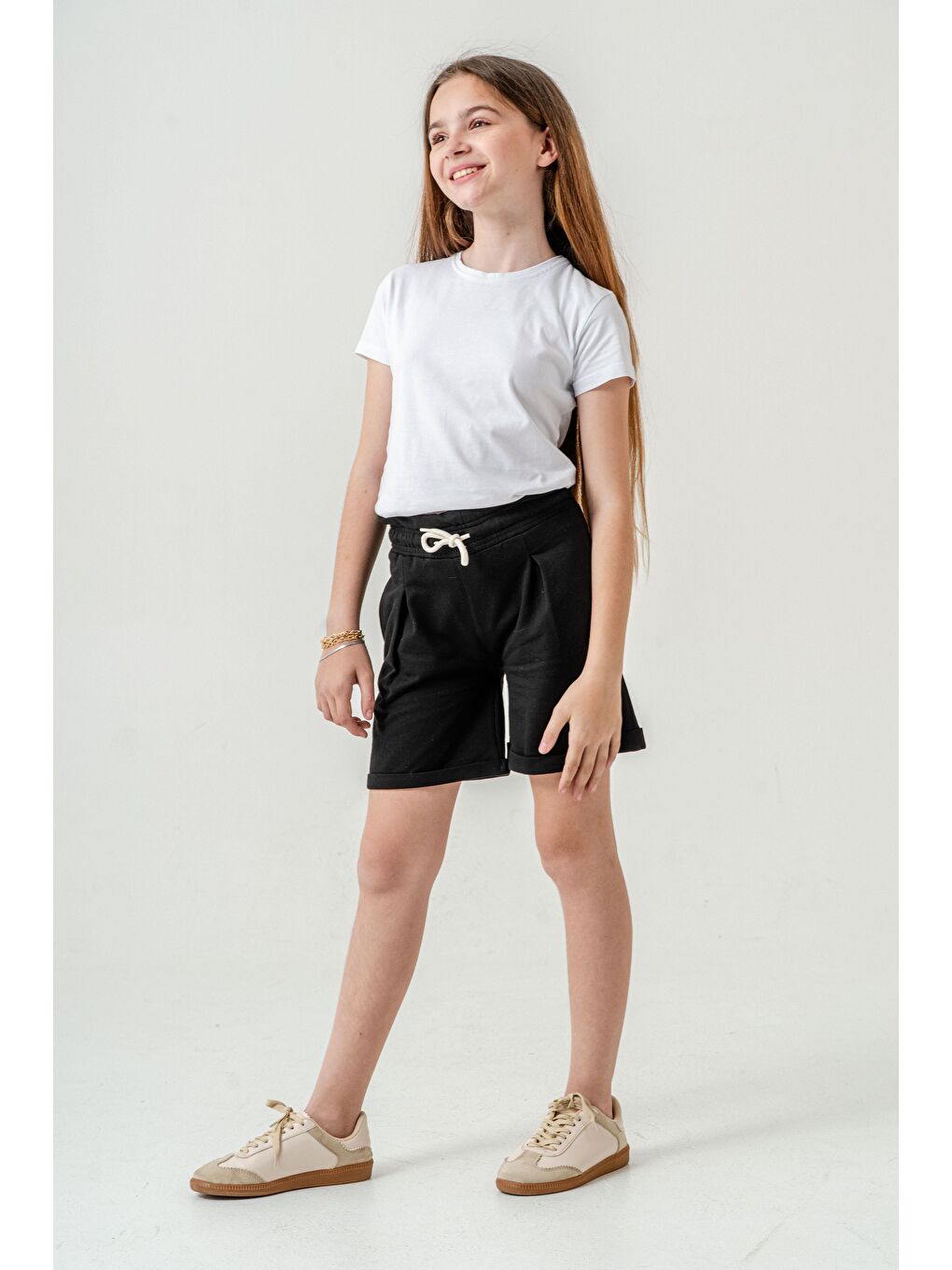 Siyah Duble Paça Kemer Kordonlu Kız Çocuk Şort-2