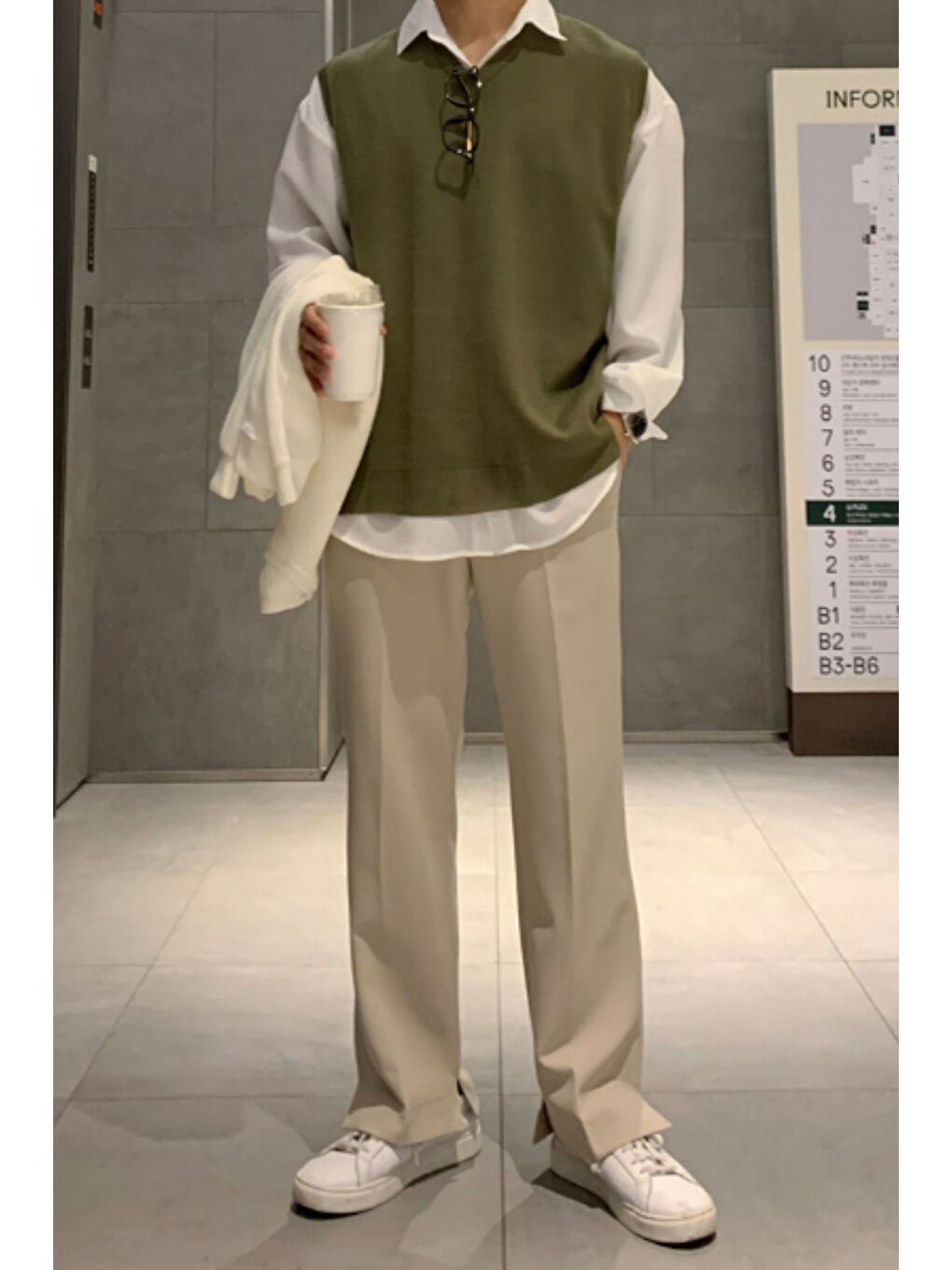 Erkek Haki V Yaka Oversize Süveter-1