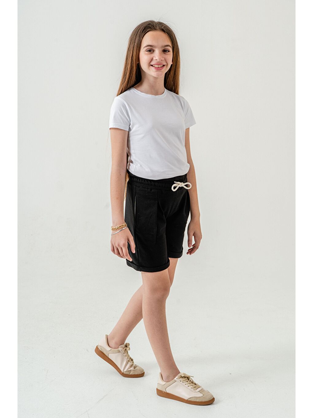 Siyah Duble Paça Kemer Kordonlu Kız Çocuk Şort-3