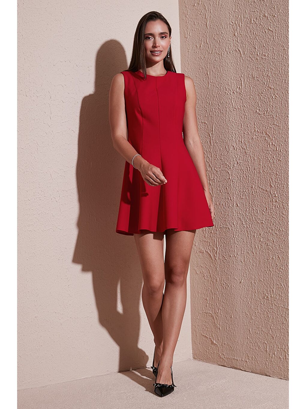 Kırmızı Regular Fit Bisiklet Yaka Volanlı Mini Boy Elbise 6525647-1