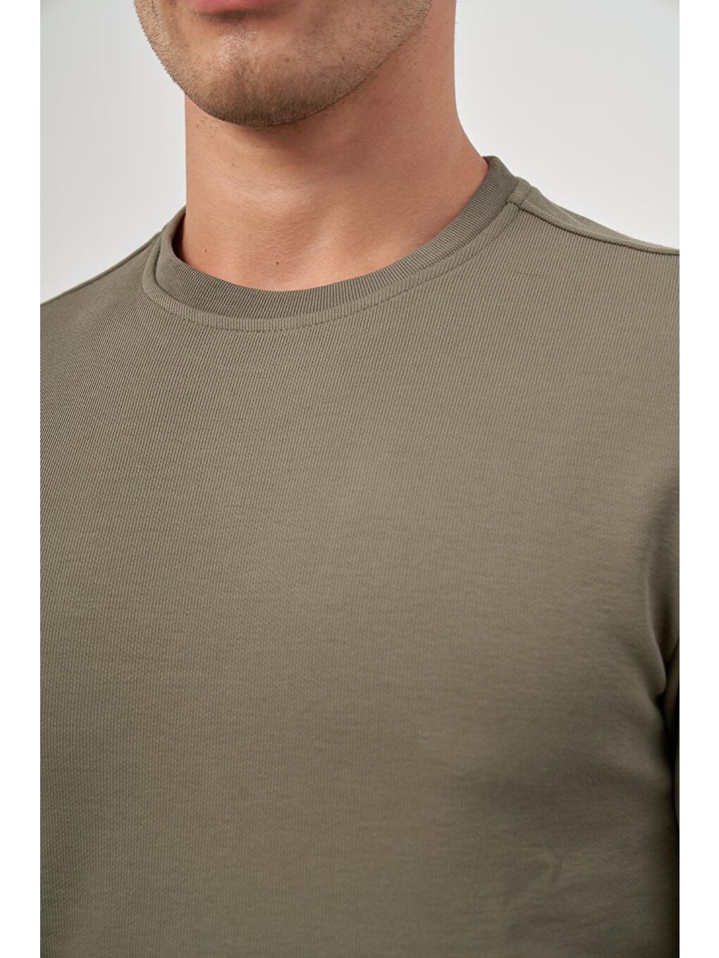 Koyu Haki Örme Bisiklet Yaka Pamuklu Casual Slim Fit Dar Kesim Sweatshirt 1013245150-5