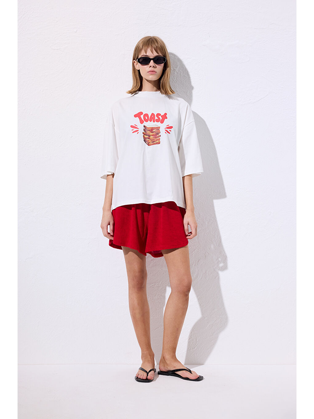 Beyaz Baskılı Kısa Kol T-Shırt Toast-2
