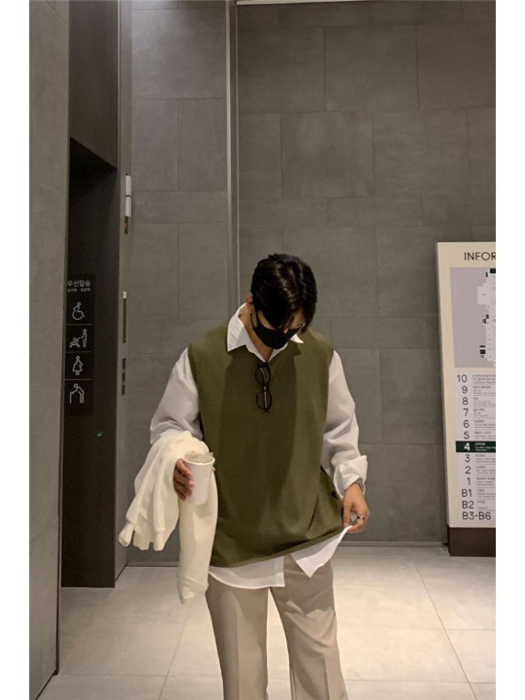 Erkek Haki V Yaka Oversize Süveter-4