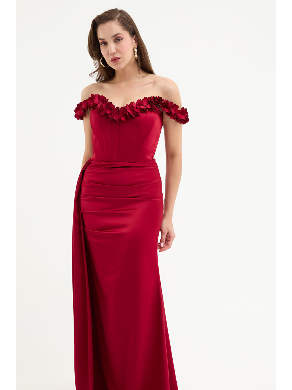 Kadın Bordo Yaka Çiçekli Uzun Saten Abiye Elbise-2