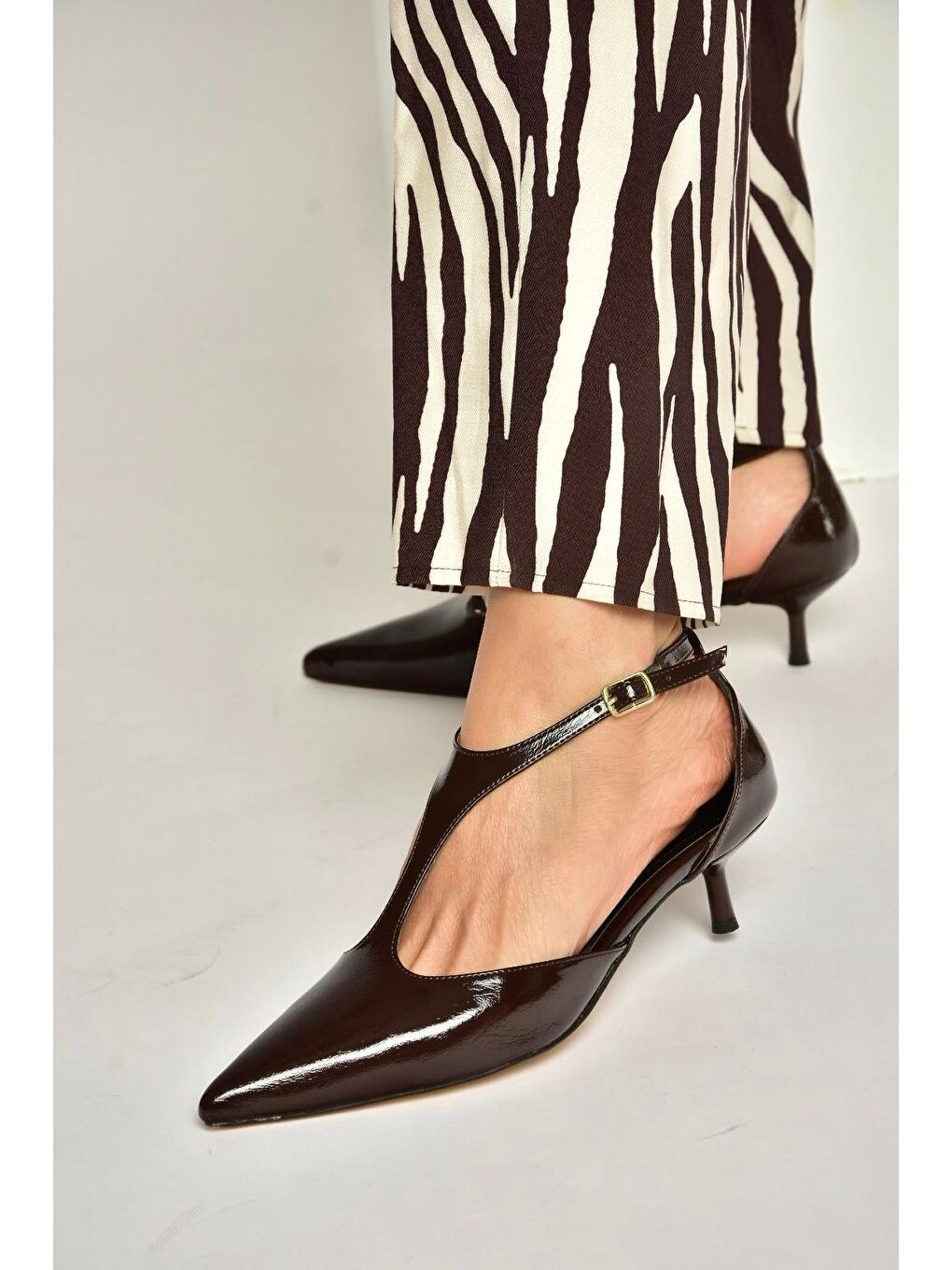 Kahverengi Kadın Topuklu Ayakkabı Y480569960-5