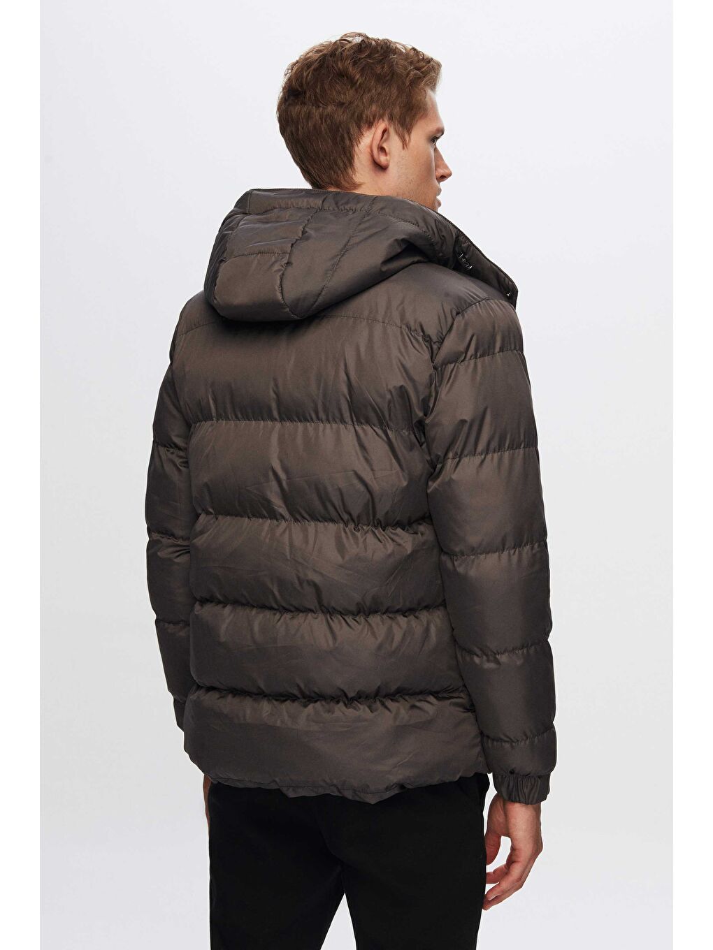 Regular Fit Antrasit Rüzgar Geçirmez Kapüşonlu Kışlık Şişme Mont-3