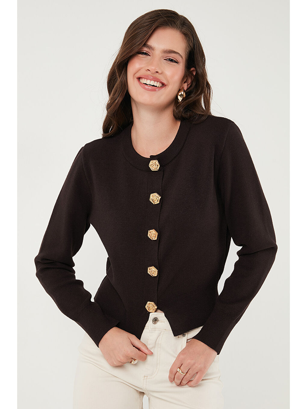 Kahverengi Premium Regular Fit Yuvarlak Yaka Crop Triko Hırka 680HI00110-5