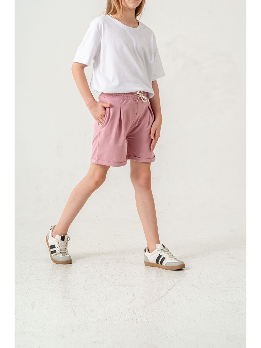 Pembe Duble Paça Kemer Kordonlu Kız Çocuk Şort-5