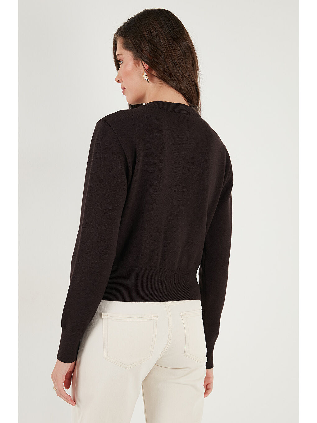 Kahverengi Premium Regular Fit Yuvarlak Yaka Crop Triko Hırka 680HI00110-6