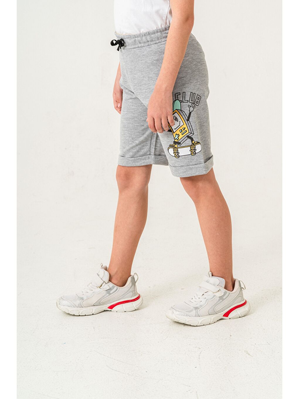 Gri Gamer Club Baskılı  Erkek Çocuk Şort-4
