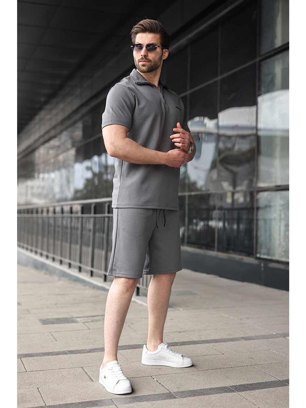 Gri Füme Yarım Fermuarlı Polo Yaka T-Shirt Şort Takım E7348-5