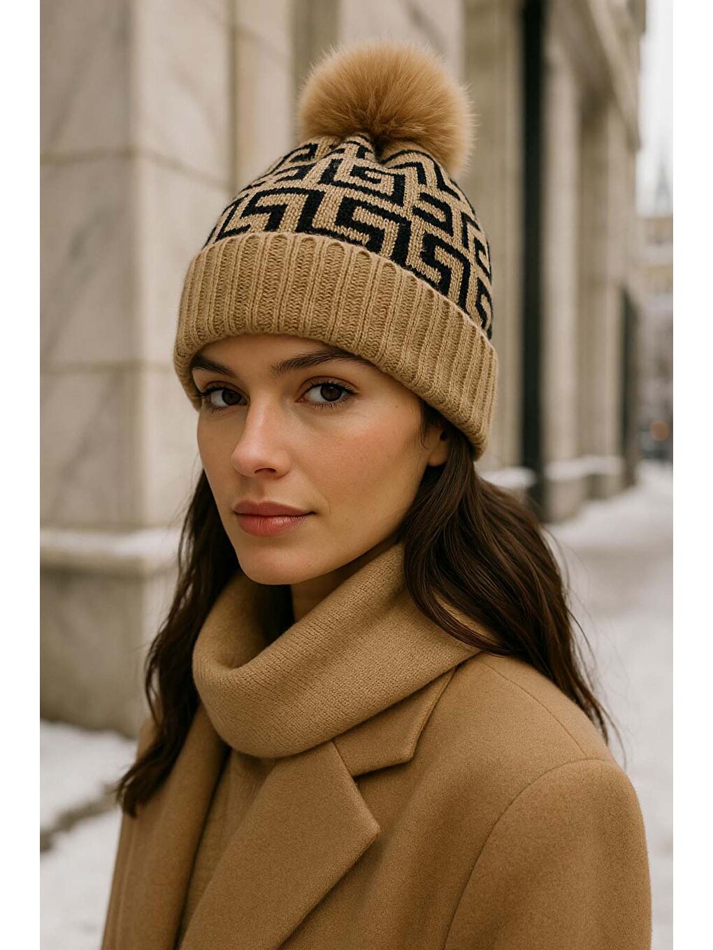 Kahverengi Kadın Ponpon Detay İçi Polar Desenli Bere RKŞ-1144 Camel-3