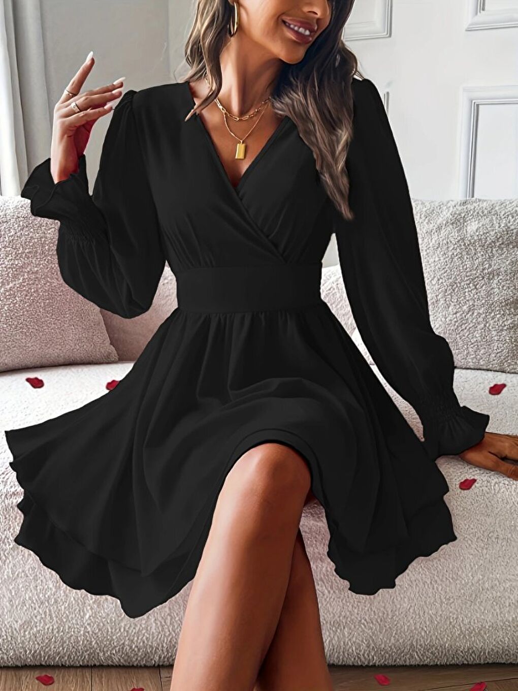 Siyah Kadın Uzun Kollu Kruvaze Yakalı Mini Sandy Elbise