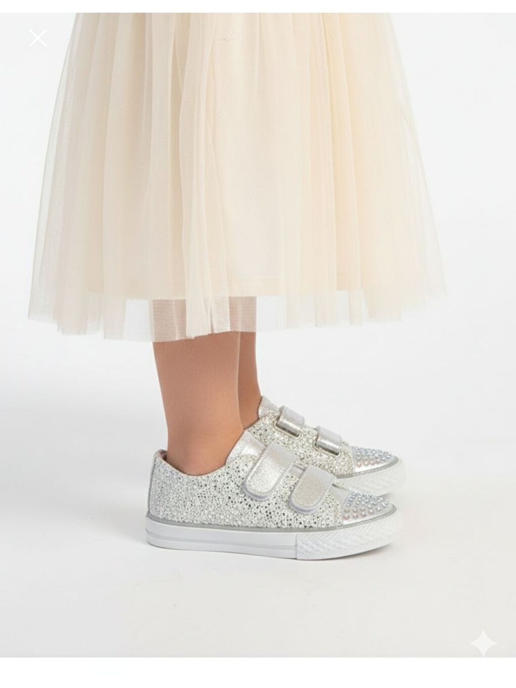 Gri TAŞLI CIRTLI  GÜMÜŞ  ORTOPEDİK KIZ ÇOCUK AYAKKABI 21-30 IŞIKLIDIR